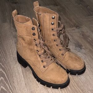 Women's Tan Lace-Up Boots